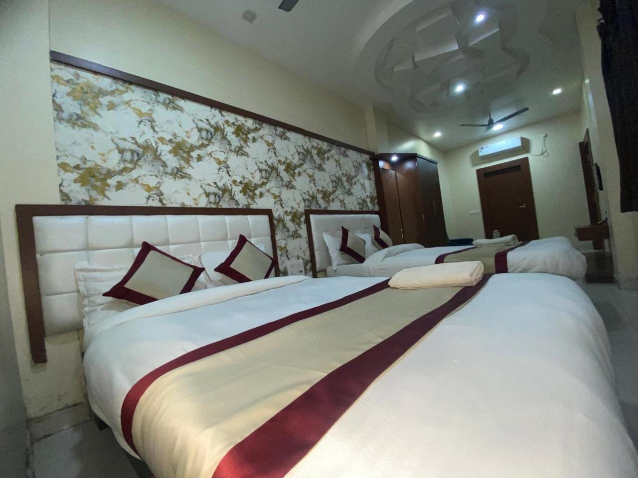 Hotel New Grand Deoghar Esterno foto