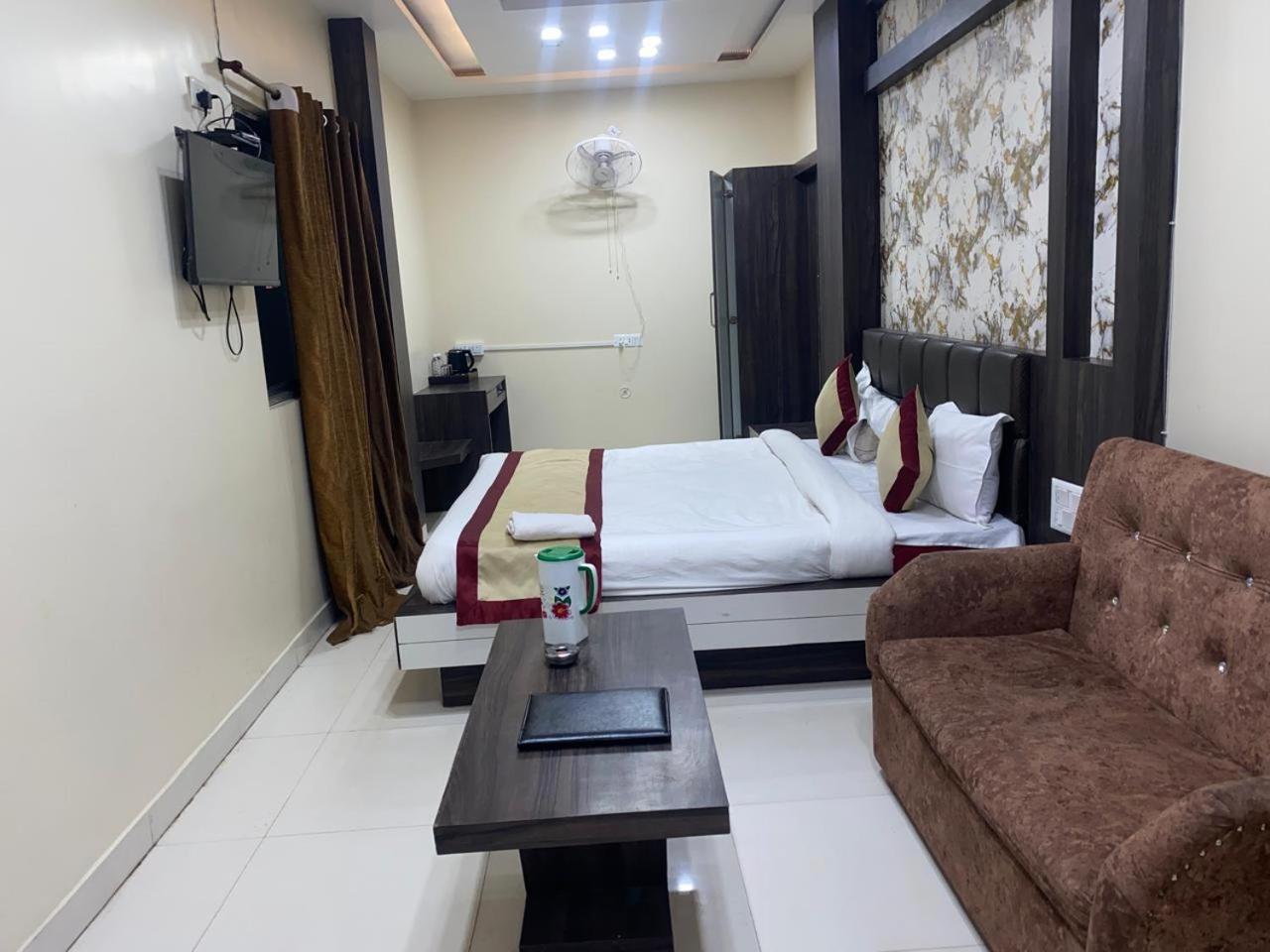 Hotel New Grand Deoghar Esterno foto